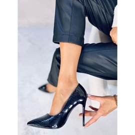Pumpe na Lone Black stiletto petu crna 1