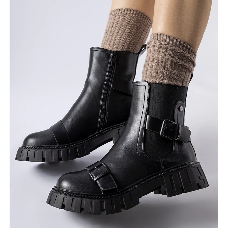 Crne gležnjače s masivnim Fontarine potplatom crno 1