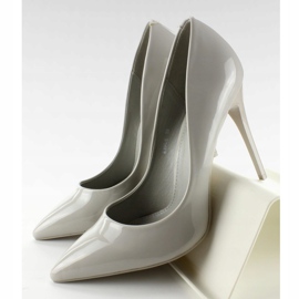 Glatko lakirane E396 sive igle siva 1