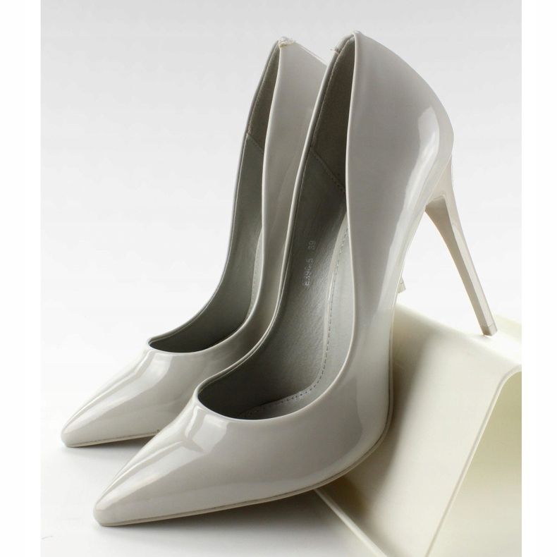 Glatko lakirane E396 sive igle siva 1