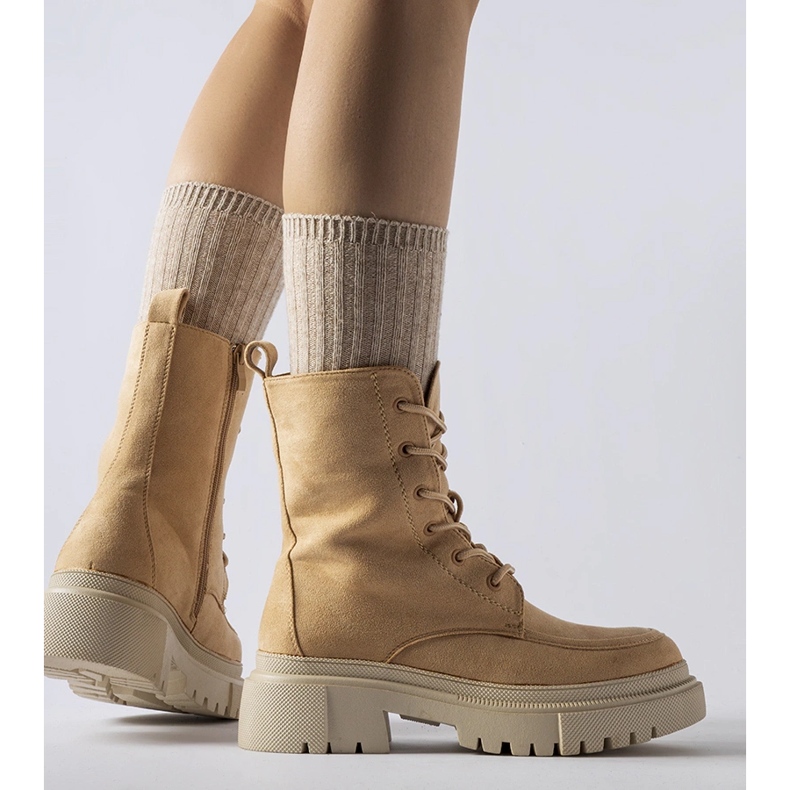 Smeđe čizme s masivnim Riel potplatom smeđa 1