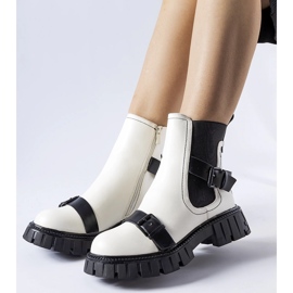 Bijele gležnjače s masivnim Fontarine potplatom bijela 1