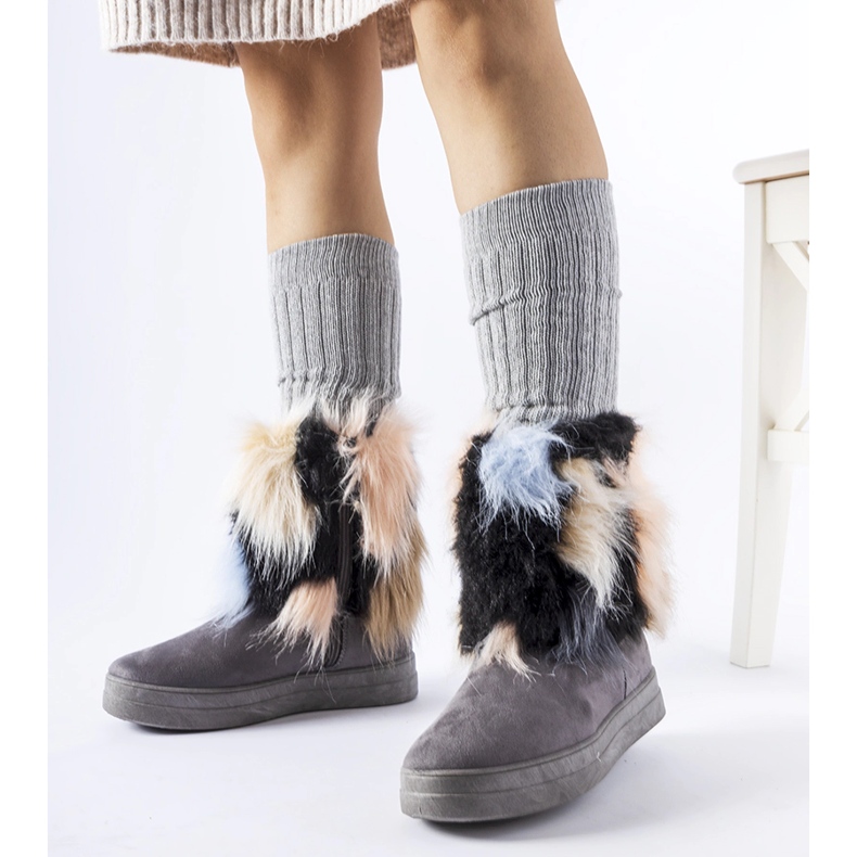 Sive izolirane čizme za snijeg s krznom iz Cordera siva 1