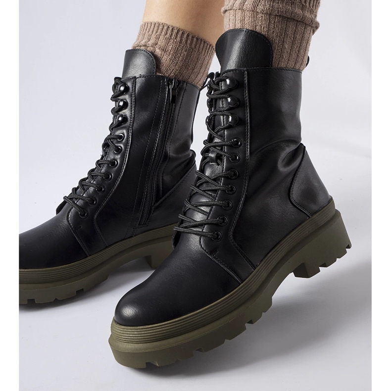 Crne tenisice sa šarenim Quennie potplatom crna 1