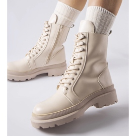 Bež ravne čizme sa Zacharie štitnikom 1