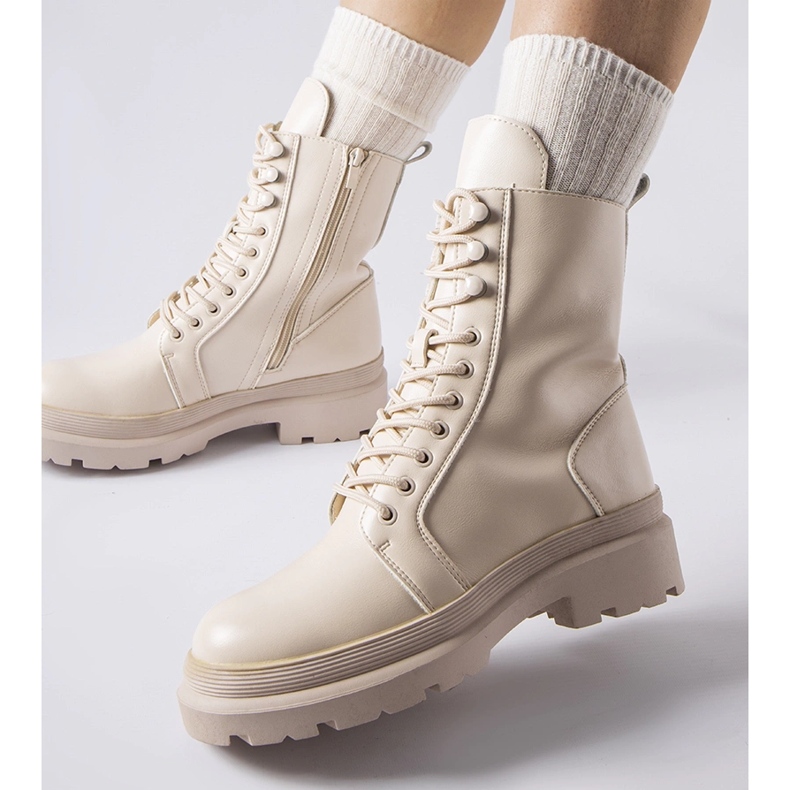 Bež ravne čizme sa Zacharie štitnikom 1