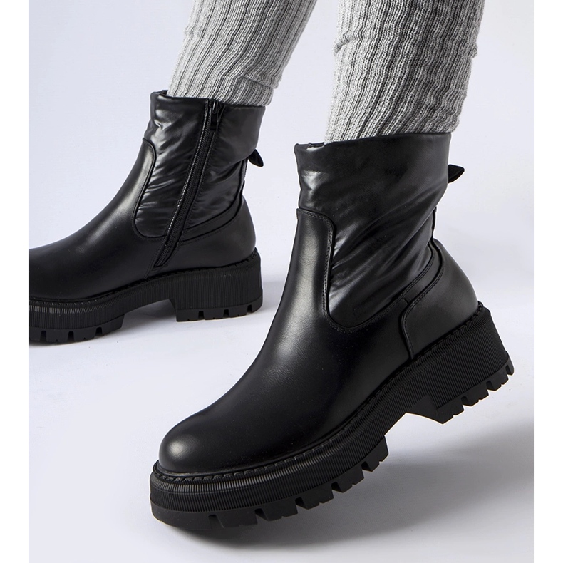 Crne gležnjače s ukrasnim gornjištem marke Garrett crno 2