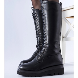 Crni dugi izolirani Padernello radnici crno 2