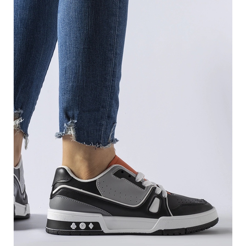 Archie crne cipele s narančastim jezikom crno 1