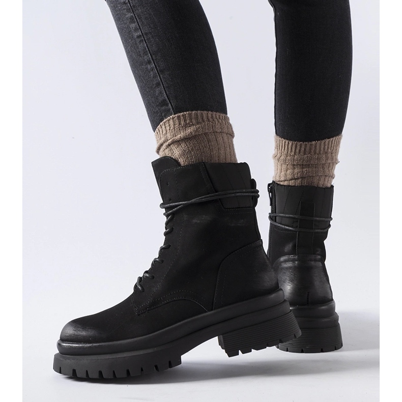 Crne Vadnais čizme s izlizanim vrhom crna 1