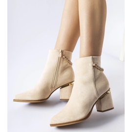 Bež izolirane gležnjače Hiney 1