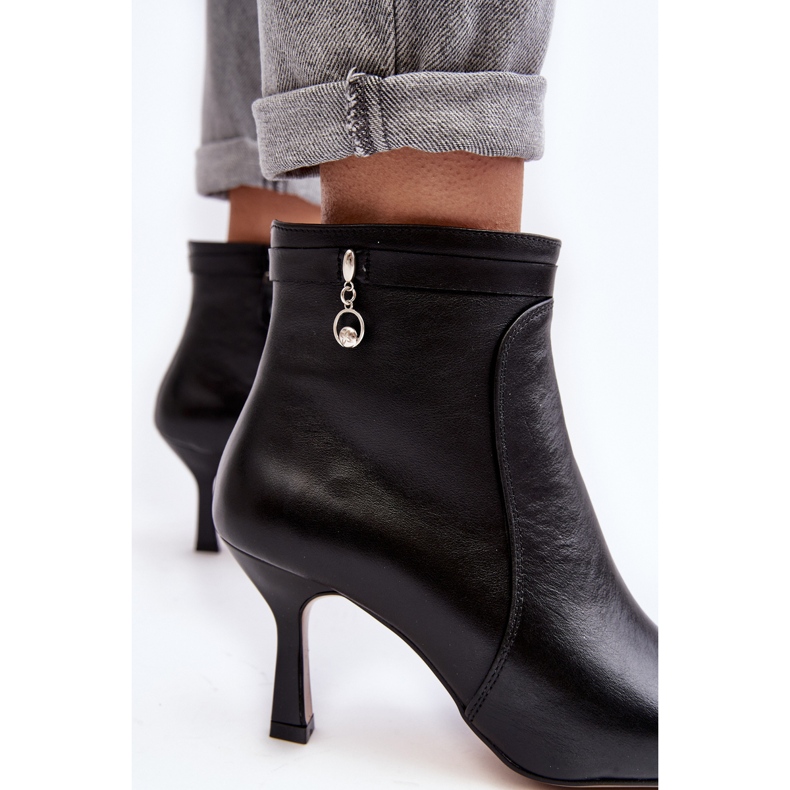 Kožne ženske gležnjače Maciejka 06301-01 crne crna 2