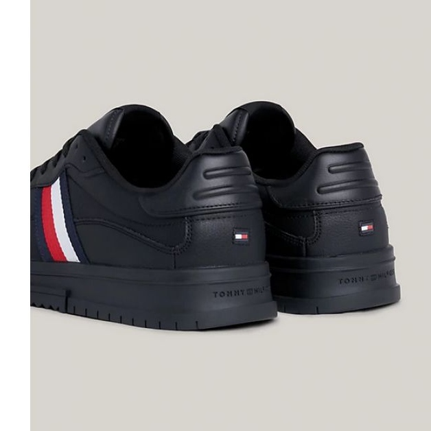 Tommy Hilfiger Supercup cipele s kožnim prugama M FM0FM048240GQ crno 1