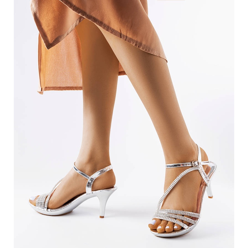 Srebrne sandale s kubičnim cirkonima iz Cittaralea srebro 1