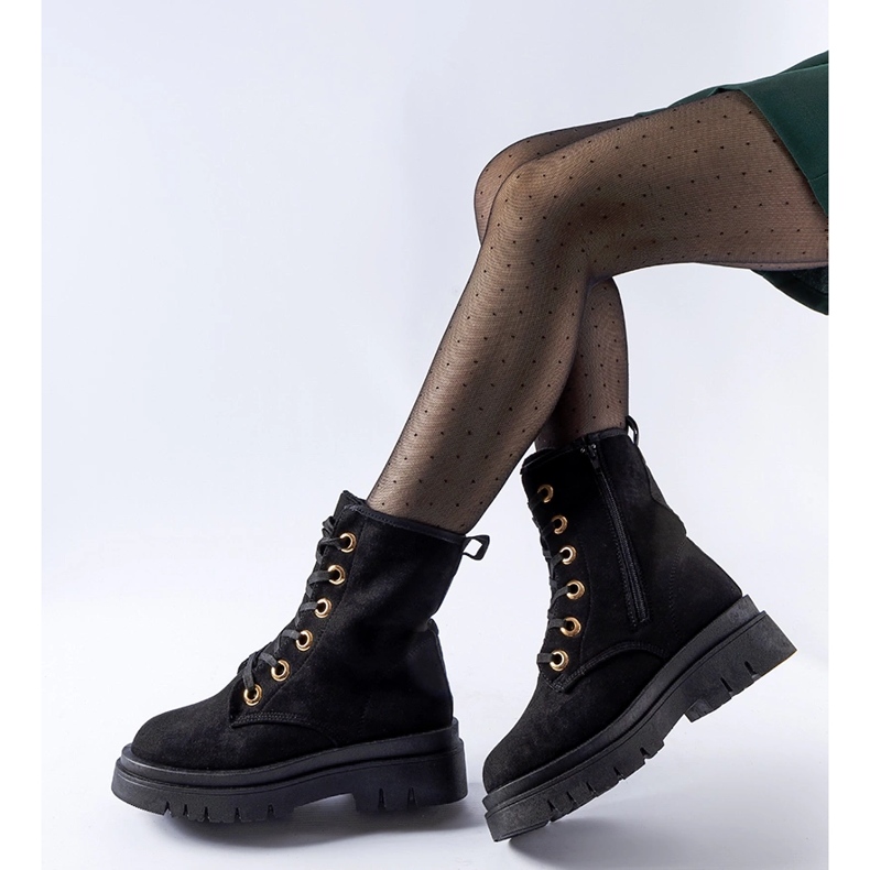 Crni izolirani Montella radnici crno 1