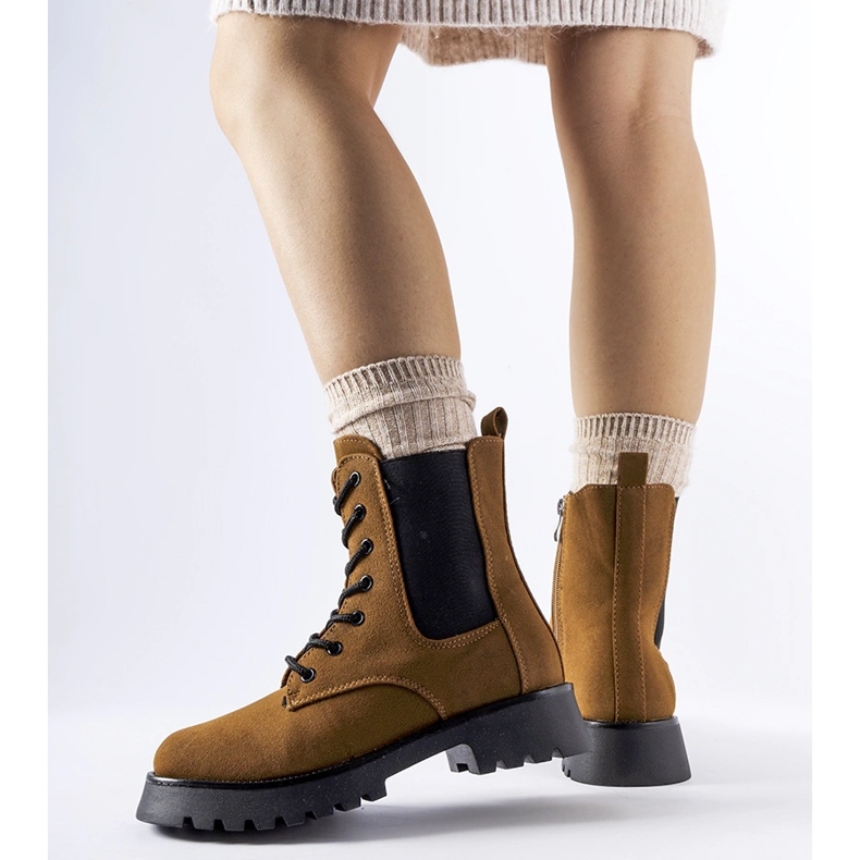 Smeđe čizme s masivnim Swinford potplatom smeđa 1