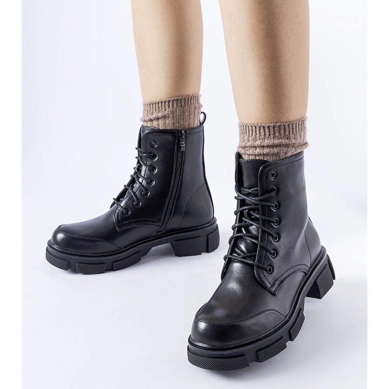 Crno izolirani radnici Cunninghama crna 1