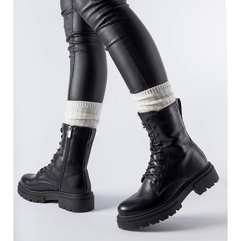 Crne izolirane Heights čizme crno 1