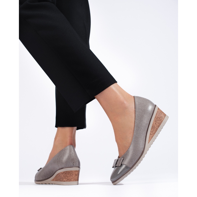 W. Potocki Ženske sive cipele Potocki s niskim klinom siva 1