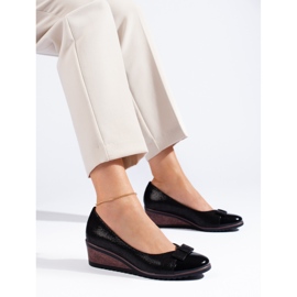 W. Potocki Ženske crne cipele Potocki s niskim klinom crna 1