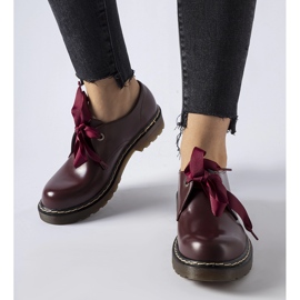 Kestenjaste cipele s ukrasnom mašnom iz Rodrigueza crvena 2