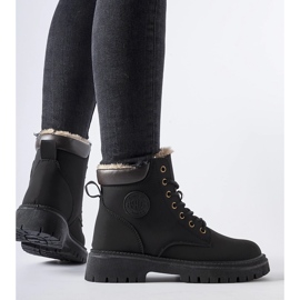 Crne izolirane Medole čizme crna 1