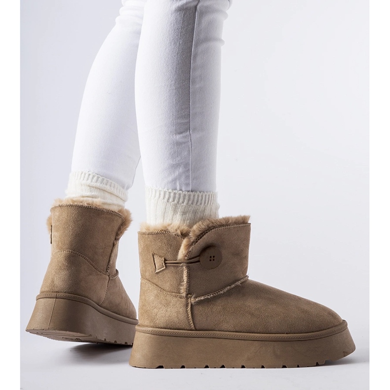 Smeđe izolirane čizme za snijeg s gumbom Ronco smeđa 1