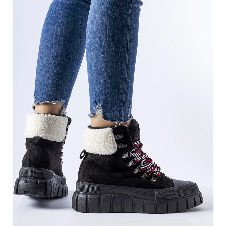 Crne izolirane tenisice na Ottiol platformi crna 1