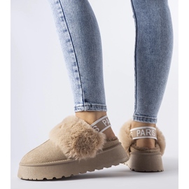 Bež izolirane papuče s elastičnom trakom i Sangro krznom 1