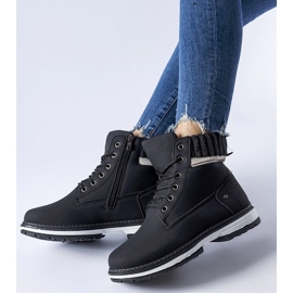 Crni izolirani mat Fernando radnici crna 1