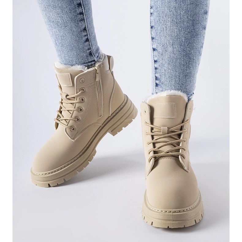 Bež izolirani Deville radnici 1