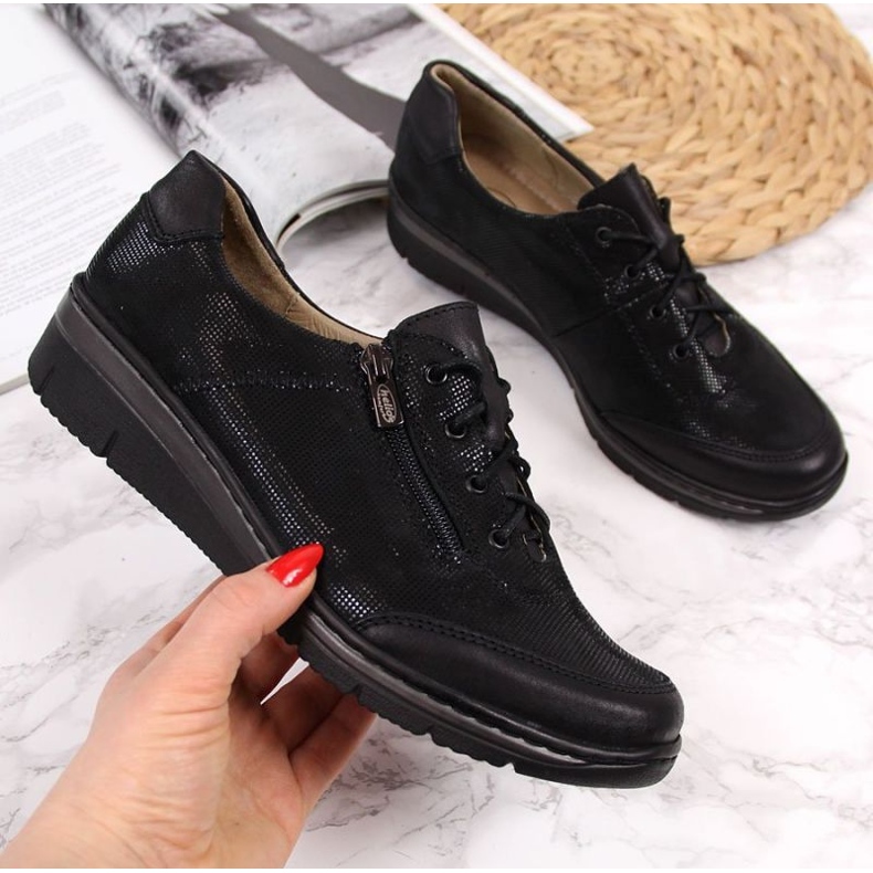 Helios W H334B sjajne kožne cipele, crne crna 1