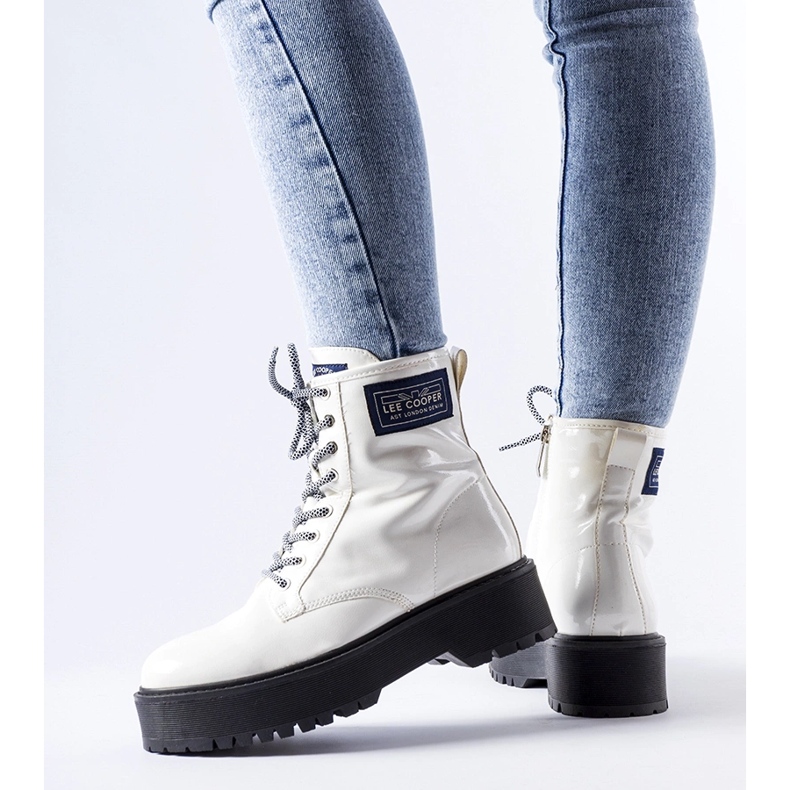 Bijeli radnici Lee Cooper LCJ-21-47-0666LB bijela 1