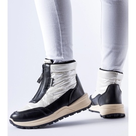 Bijele izolirane čizme za snijeg s patentnim zatvaračem Ritter bijela 1