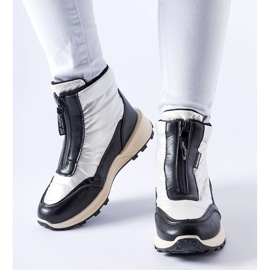 Bijele izolirane čizme za snijeg s patentnim zatvaračem Ritter bijela 2