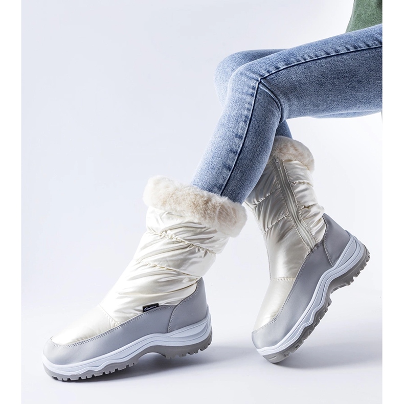 Bisernosive izolirane čizme za snijeg Tronzano bijela 1