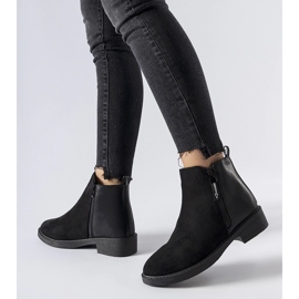 Crne izolirane klasične Montaldo gležnjače crna 1