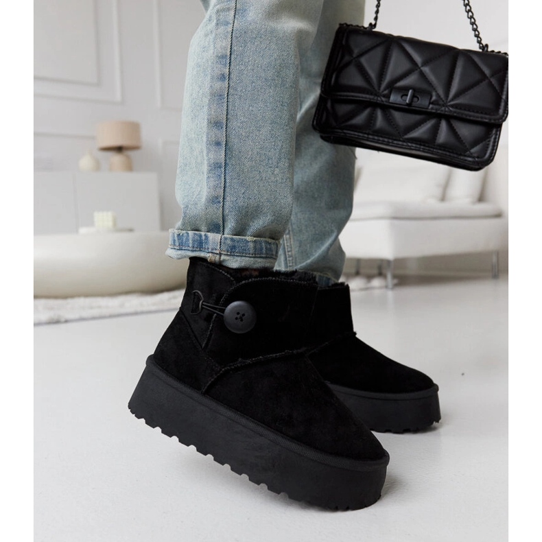 Crne kratke izolirane čizme za snijeg od Casimira crna 2