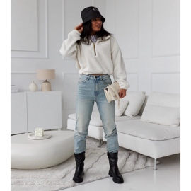 Crne izolirane gležnjače s Malvaro prošivom crna 1