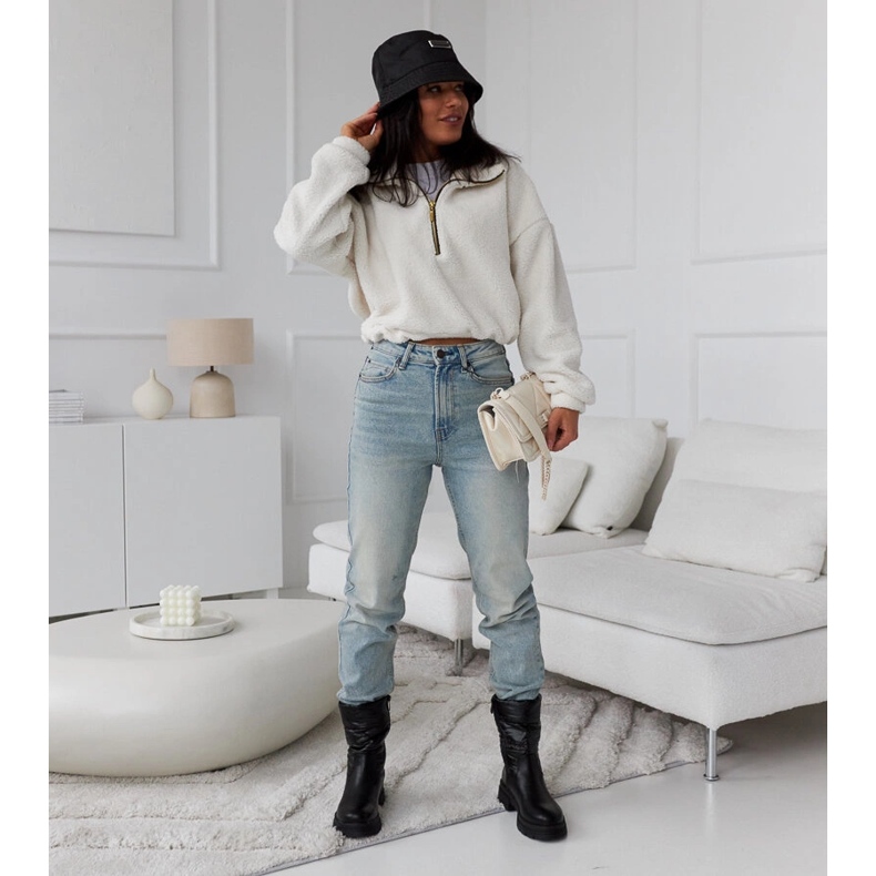 Crne izolirane gležnjače s Malvaro prošivom crna 1