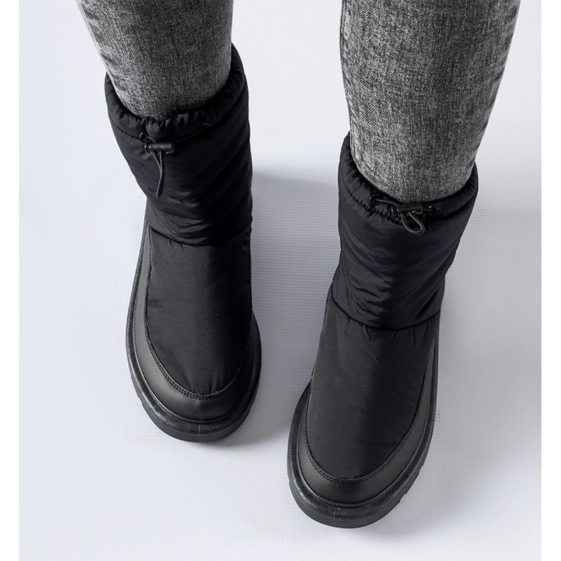 Crne izolirane Whitetail čizme za snijeg crna 1