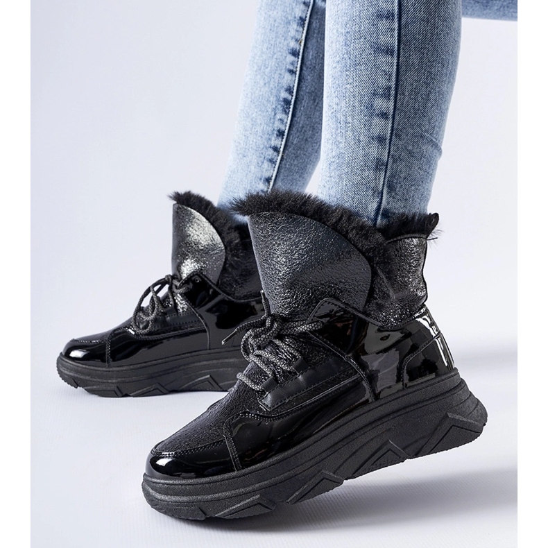 Crne izolirane patentirane čizme za snijeg Stringer crno 1