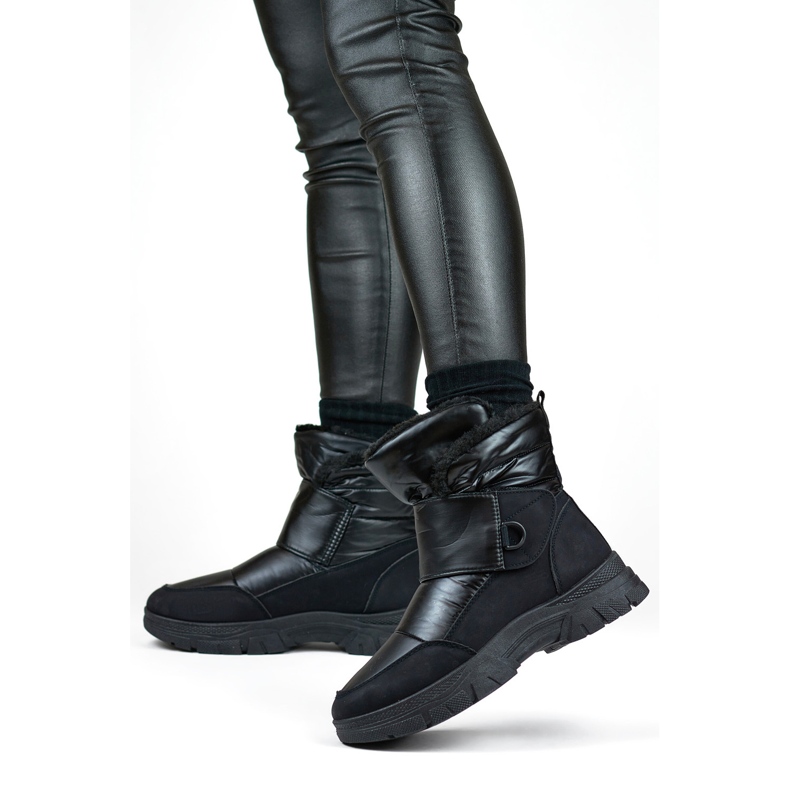 Crne čizme za snijeg s čičkom, izolirane čizme za zimu crno 1