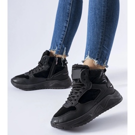 Crne izolirane sportske čizme za snijeg Fork crna 1