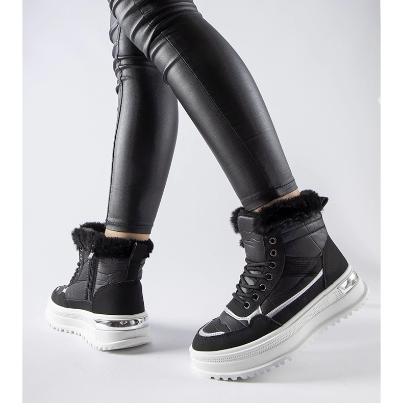 Crne trske sportske čizme za snijeg s krznom crna 1