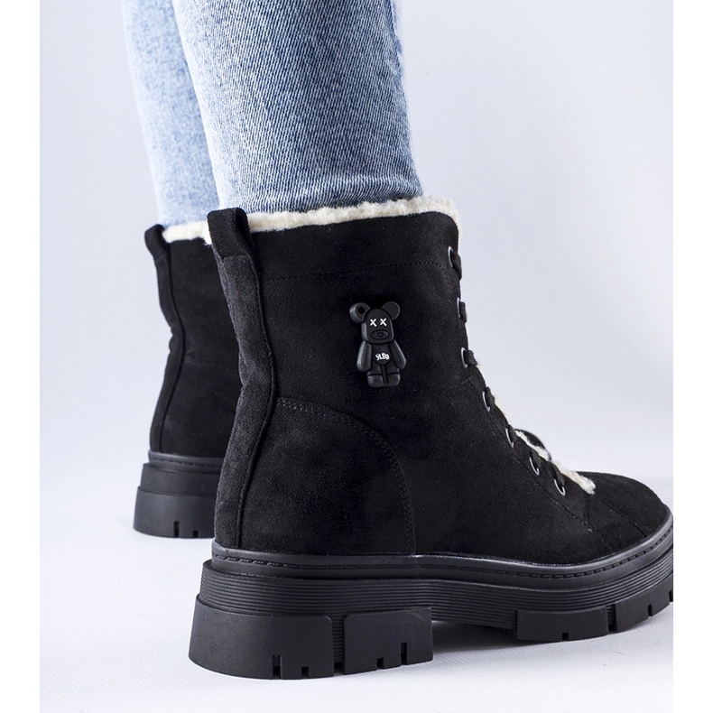 Crne izolirane gležnjače od Pompei eko antilop kože crno 1