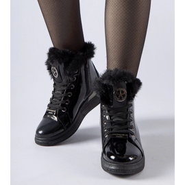 Crne tenisice podstavljene Lubriano krznom crno 1