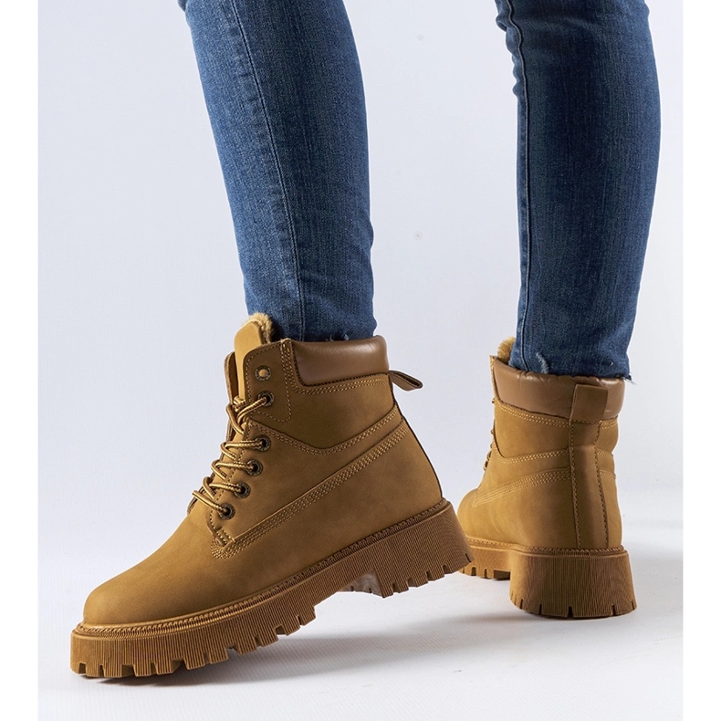 Smeđi klasični izolirani radnici Hector smeđa 1