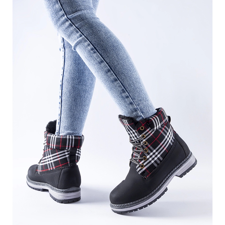 Crne čizme ukrašene Dino karom crna 1