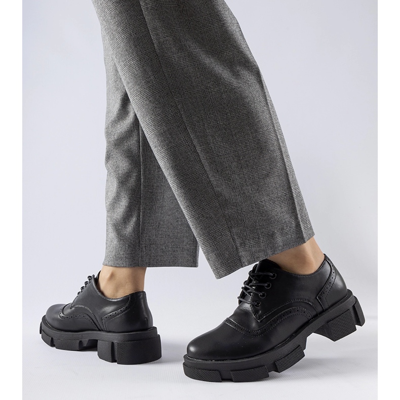 Piazzetta crne cipele na vezanje crna 1